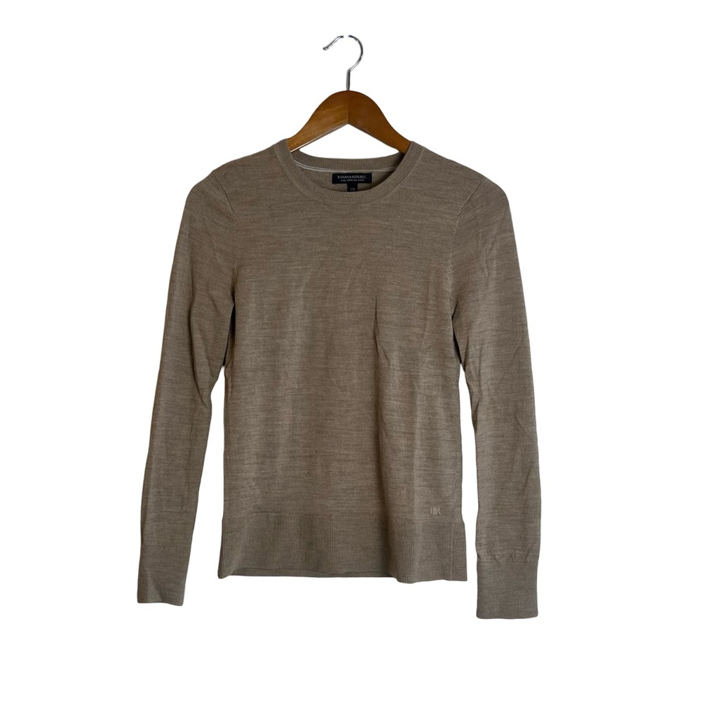 Banana republic light brown 100% merino wool sweater